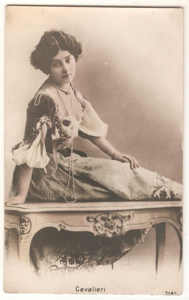 Lina Cavalieri